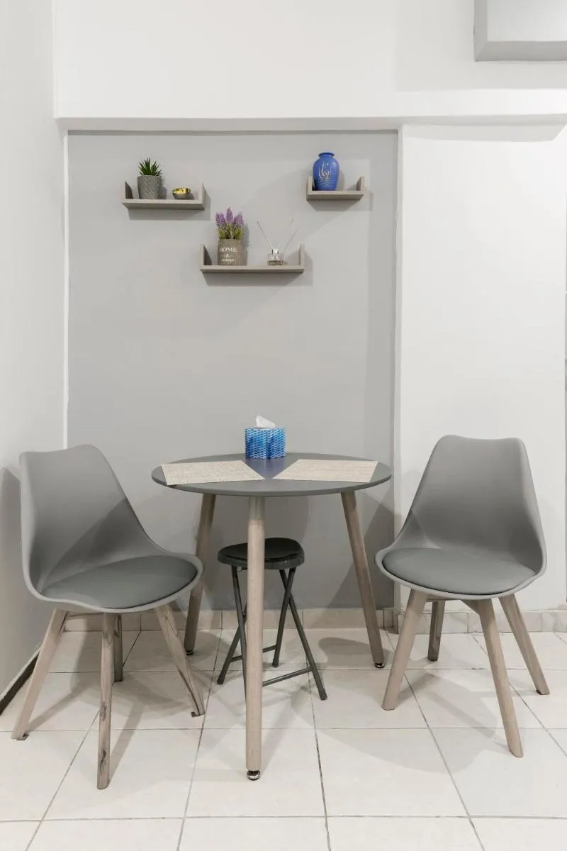 Image 6 of Megaro Moussikis semi-basement flat for 2 persons