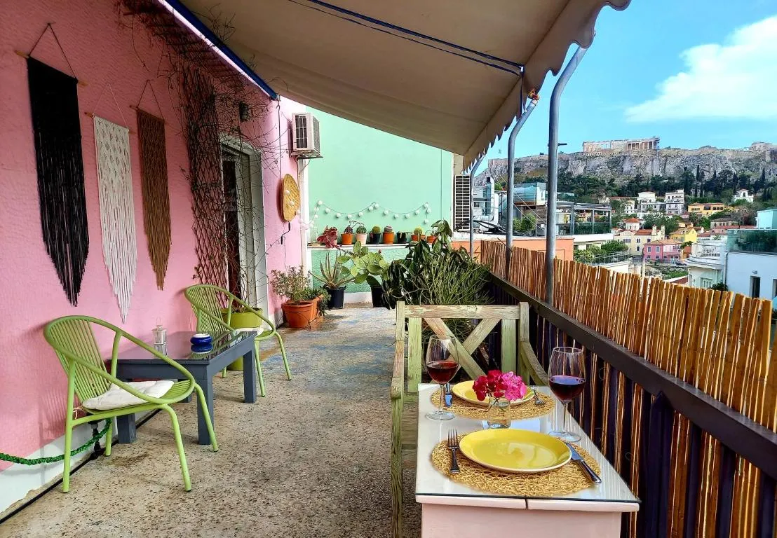 Image of Miaouli8