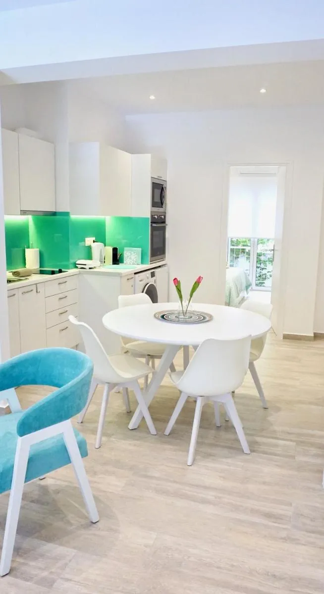 Image 4 of Minimal Fresh Design Apt in Athens