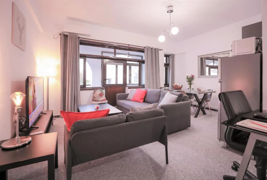 Image of Modern 2 Bedroom Apartment Next to Metro – Marousi