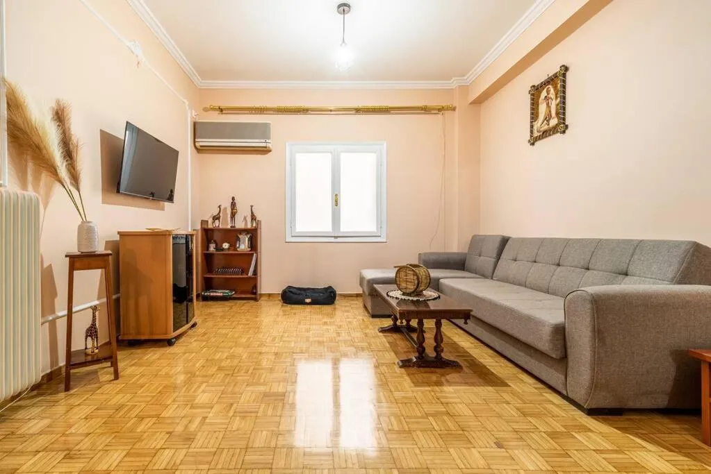 Image of Modern African-inspired flat