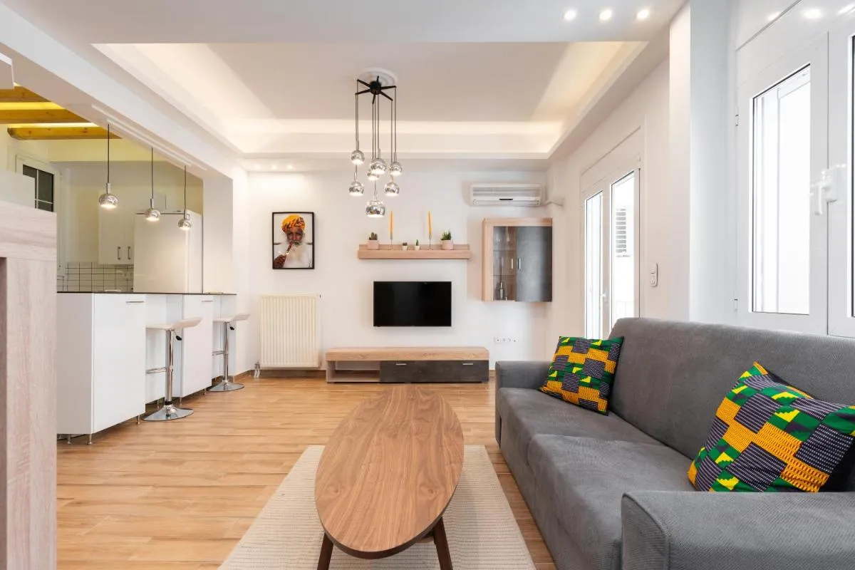 Image 3 of Modern Apartment, Short Walk to Acropolis Sites