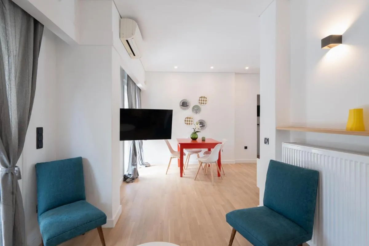 Image 4 of Modern Apartment in Athens close to City Center