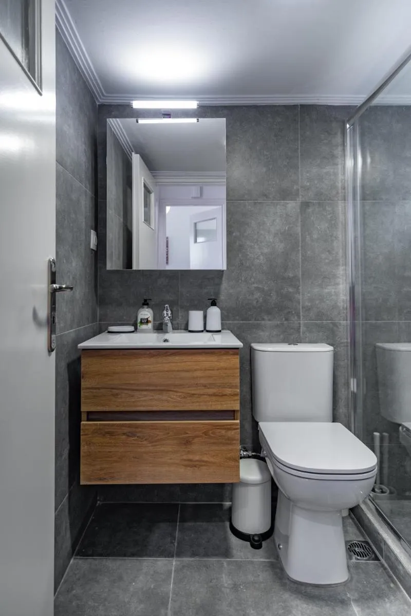 Image 3 of Modern Athens 2BD apt – Greecing