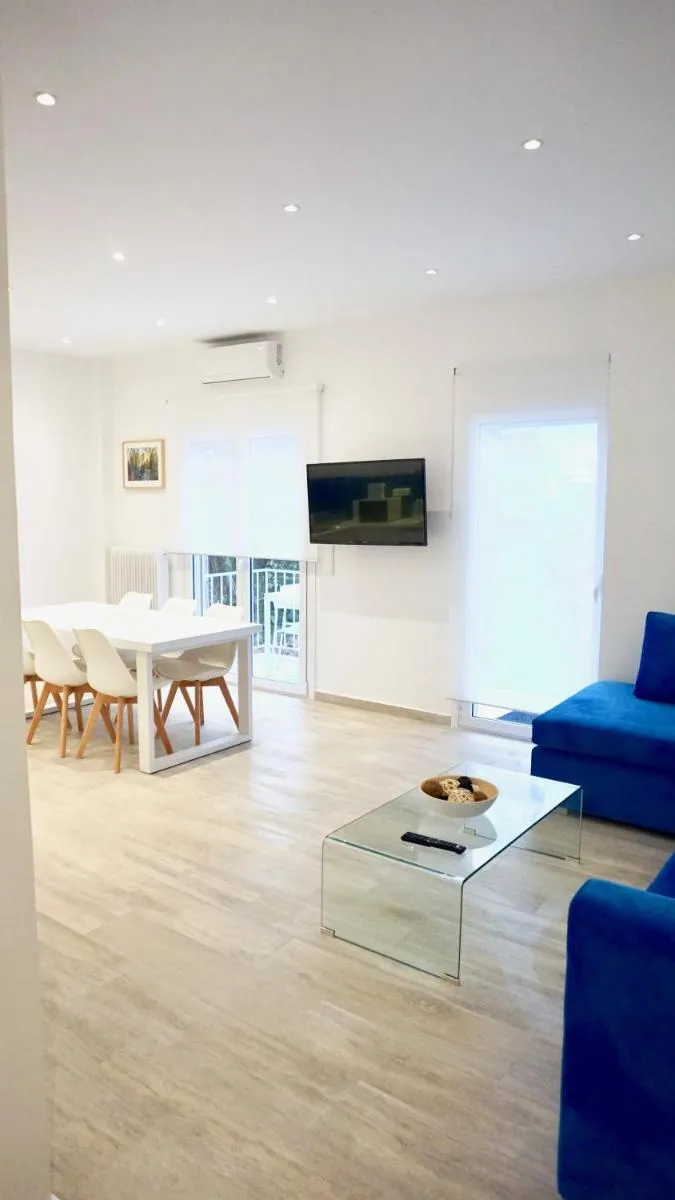 Image 4 of Modern & Central Apt in Athens