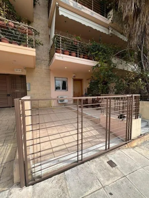Image 6 of Modern Ground Flr 1 bdr flat with veranda and Parking