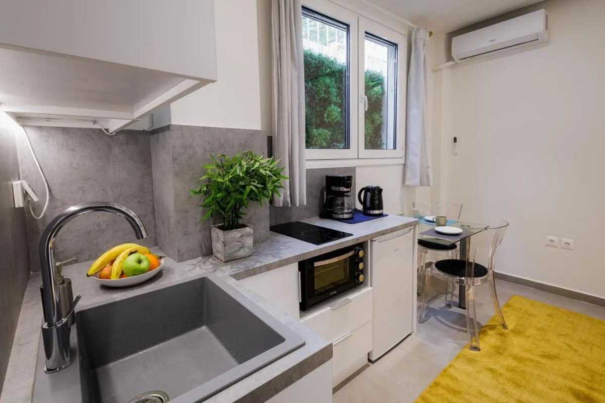 Image 6 of Modern & Stylish 1 BDR Apartment