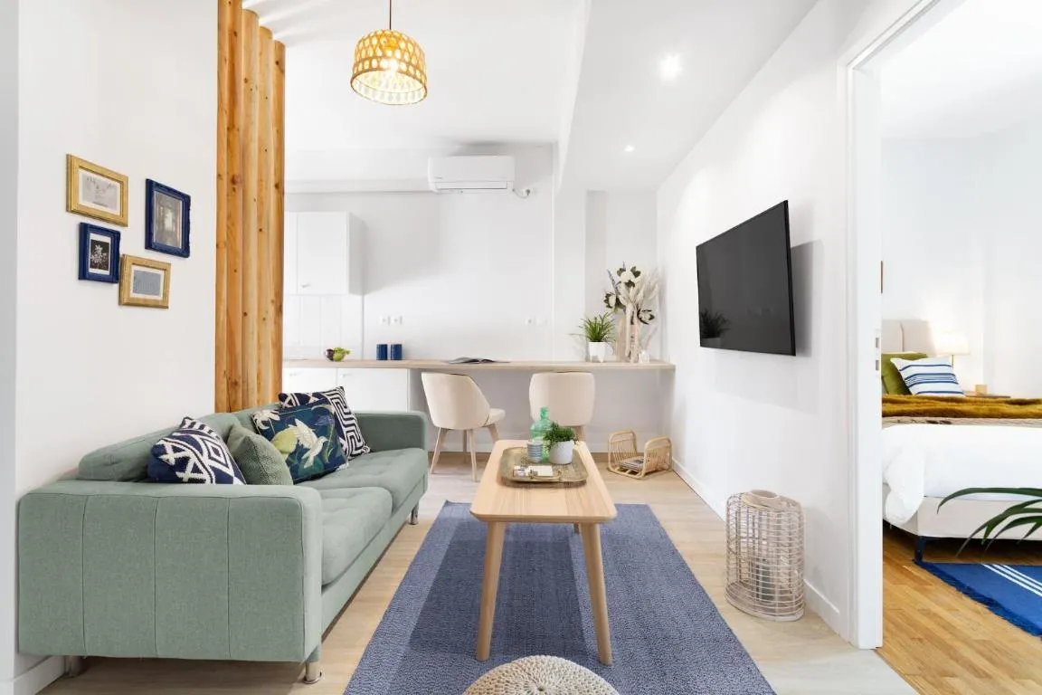 Image of Modern & Stylish Hideaway Downtown near Acropolis & Metro