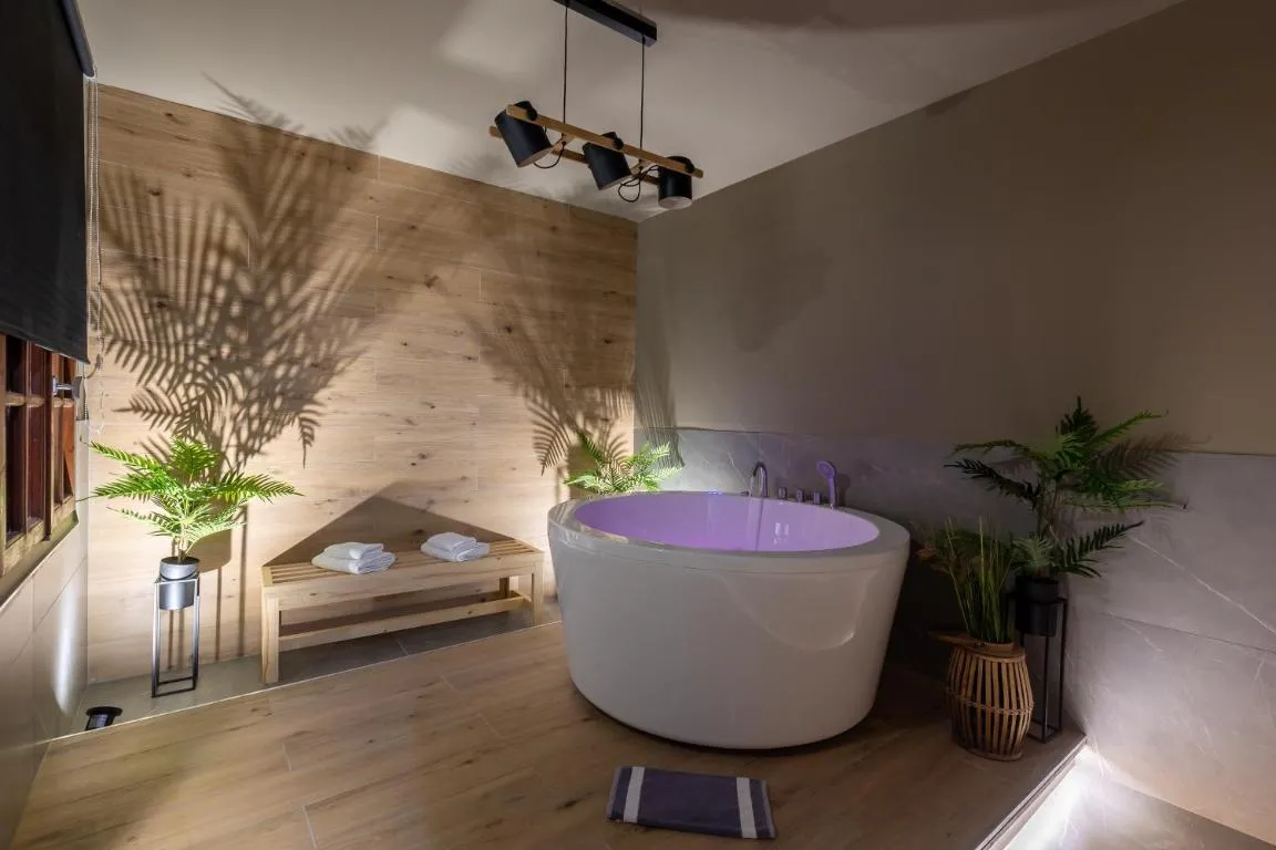 Image of NOHO Boutique , premium living Dikeou 8