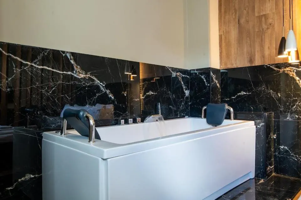 Image 3 of NOHO Boutique , premium living Dikeou 8