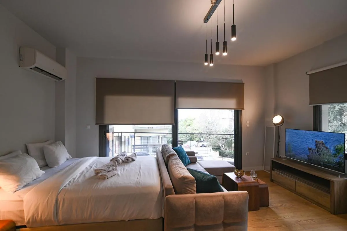 Image 4 of Nueva Upscale by Neuvel