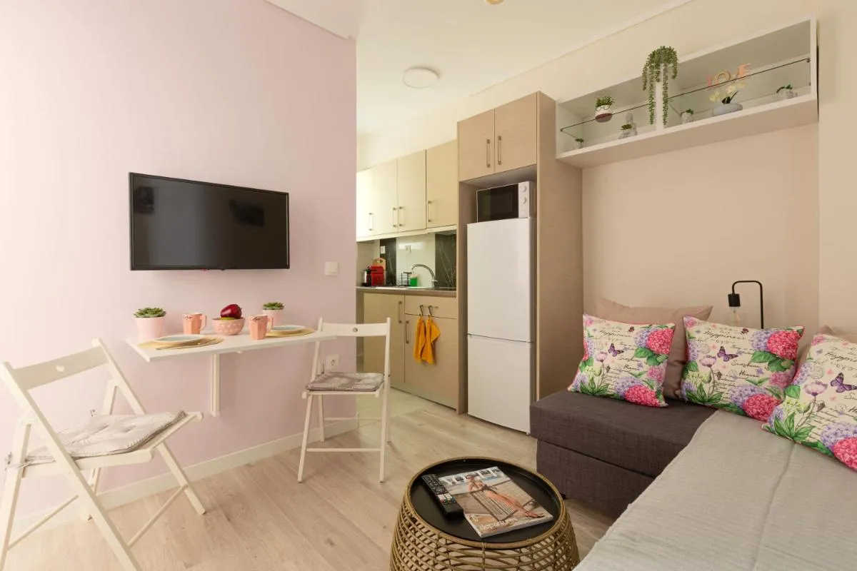 Image 1 of Pagrati Honeymoon Suite