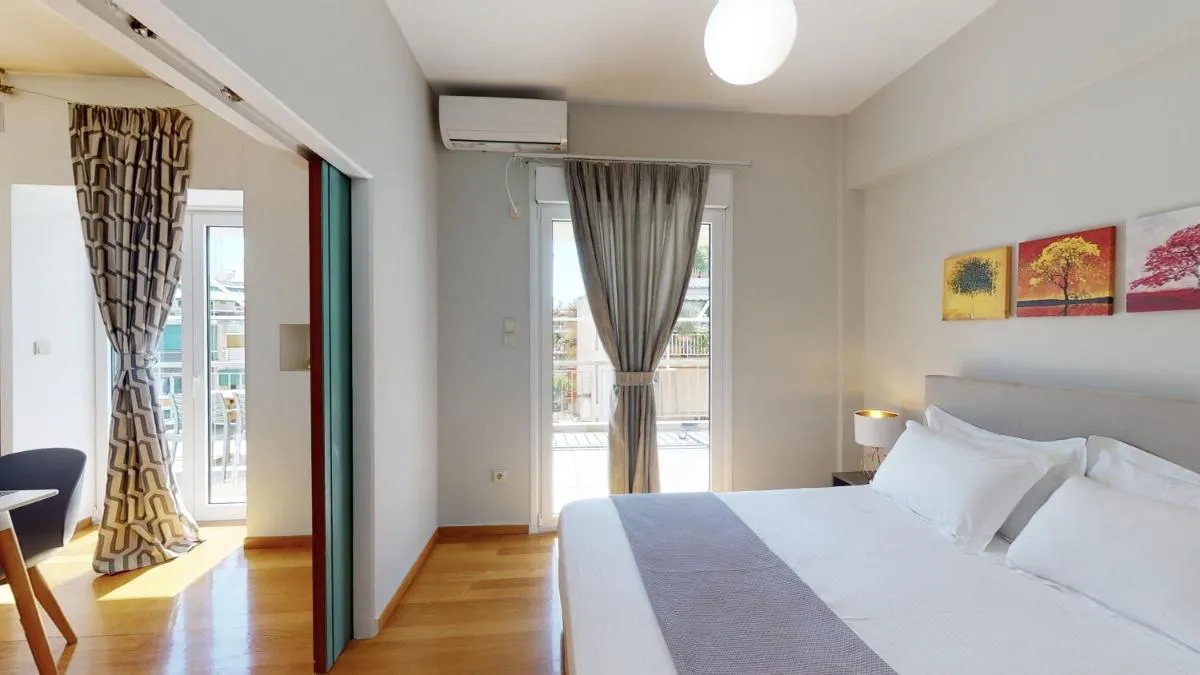 Image 1 of Penthouse of light @ Koukaki
