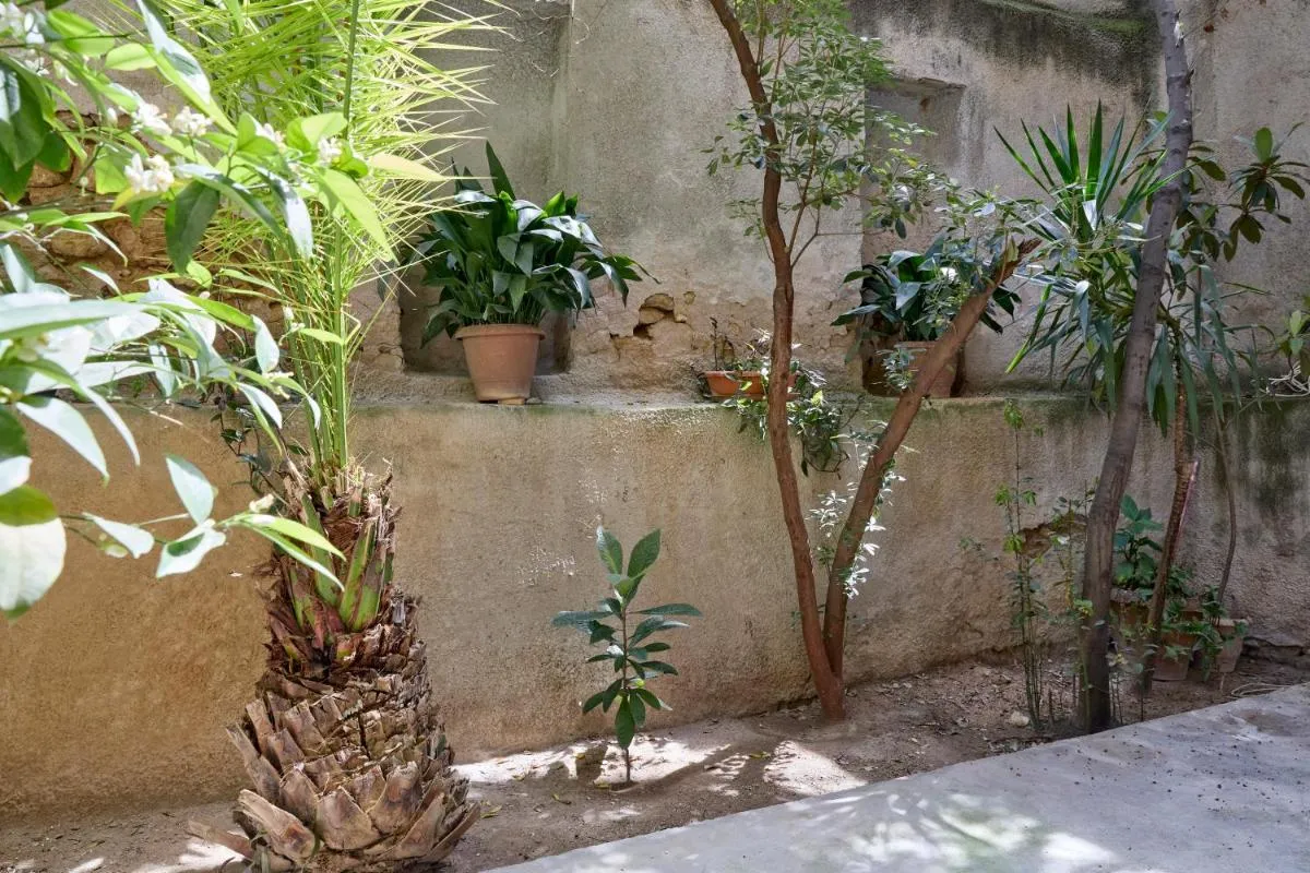 Image 5 of Pil Poul Athens Rooms