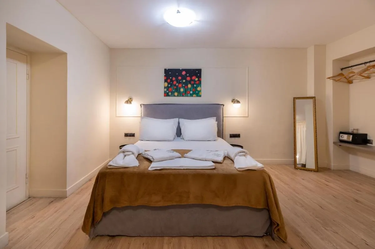 Image 6 of Plaka Arch Suites
