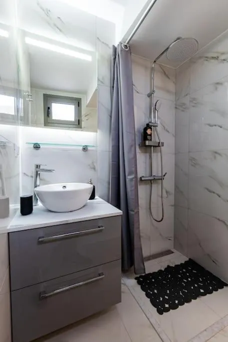 Image 3 of Plaka Nefeli Elegant Urban Retreat in Athens Historic Heart