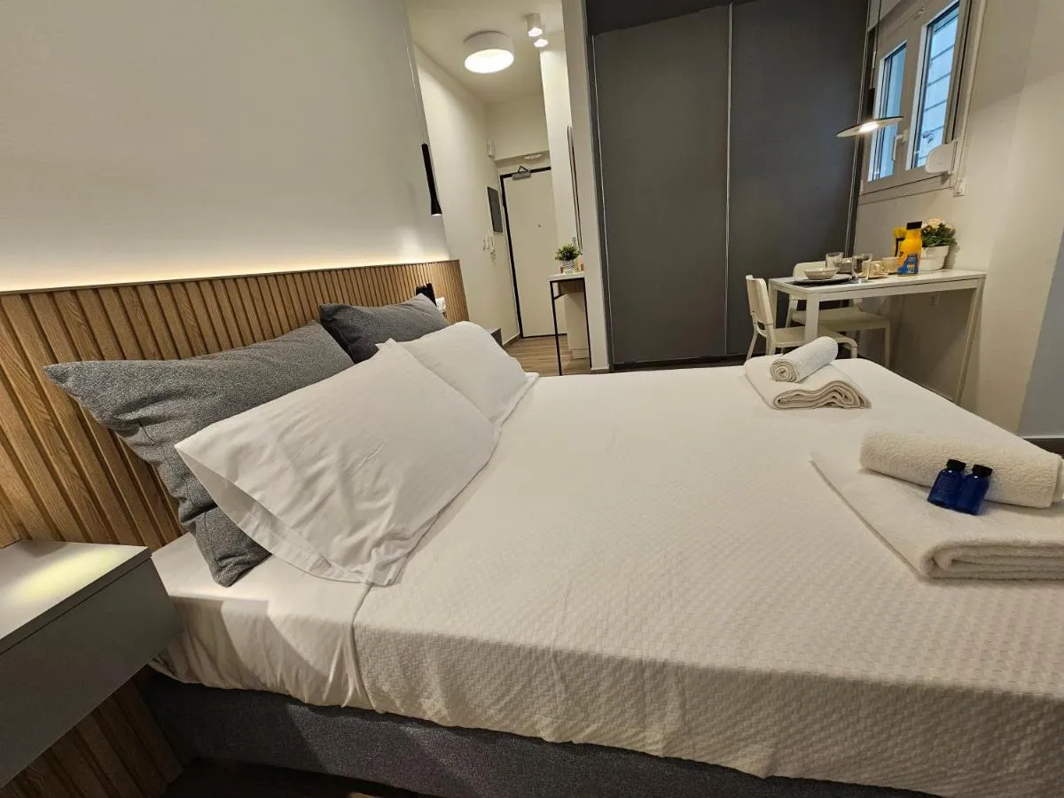 Image 4 of Platon Stylish Apartment
