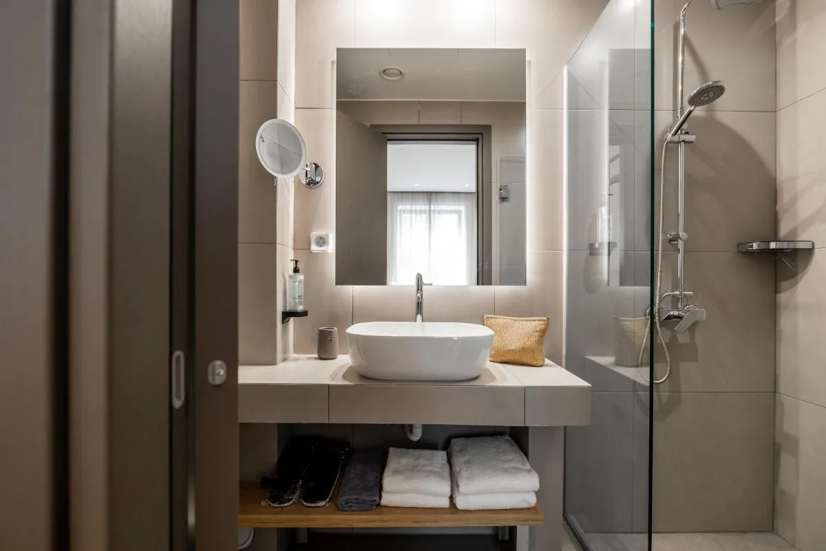 Image 6 of Pnoe Urban Living