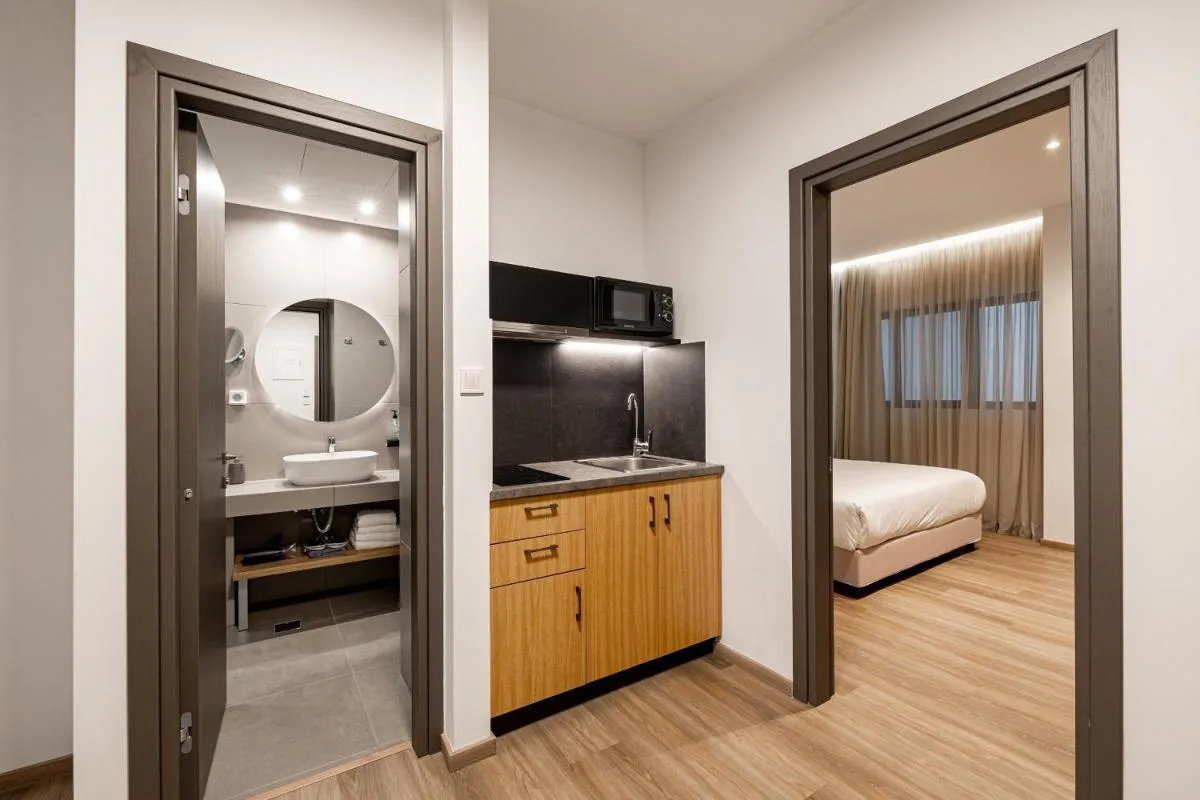 Image 4 of Pnoe Urban Living