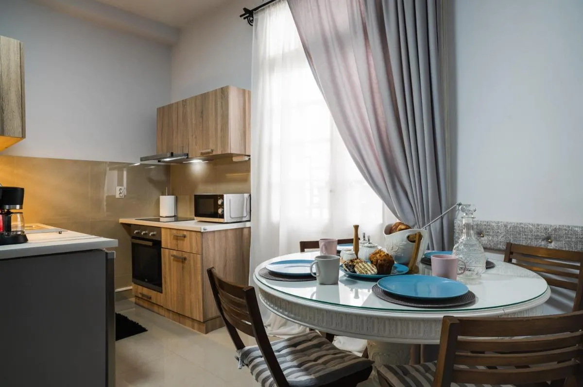 Image 2 of Polytimon, an Athenian neoclassical apartment