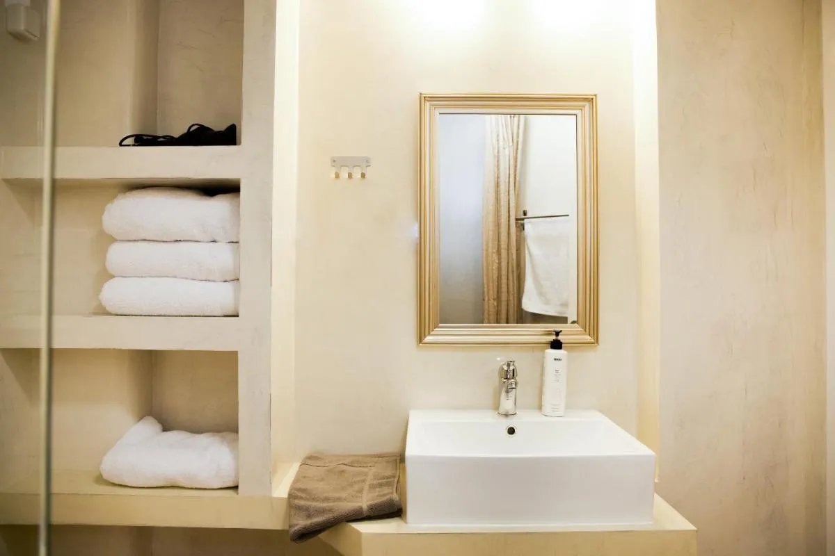 Image 2 of Praxitelis Luxury Apartments