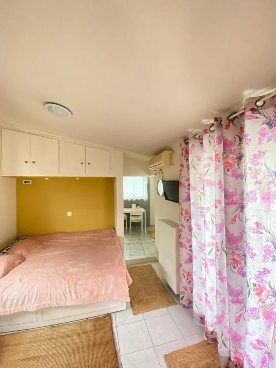 Image 1 of Private Apt. Acropolis View. Top Floor. Koukaki