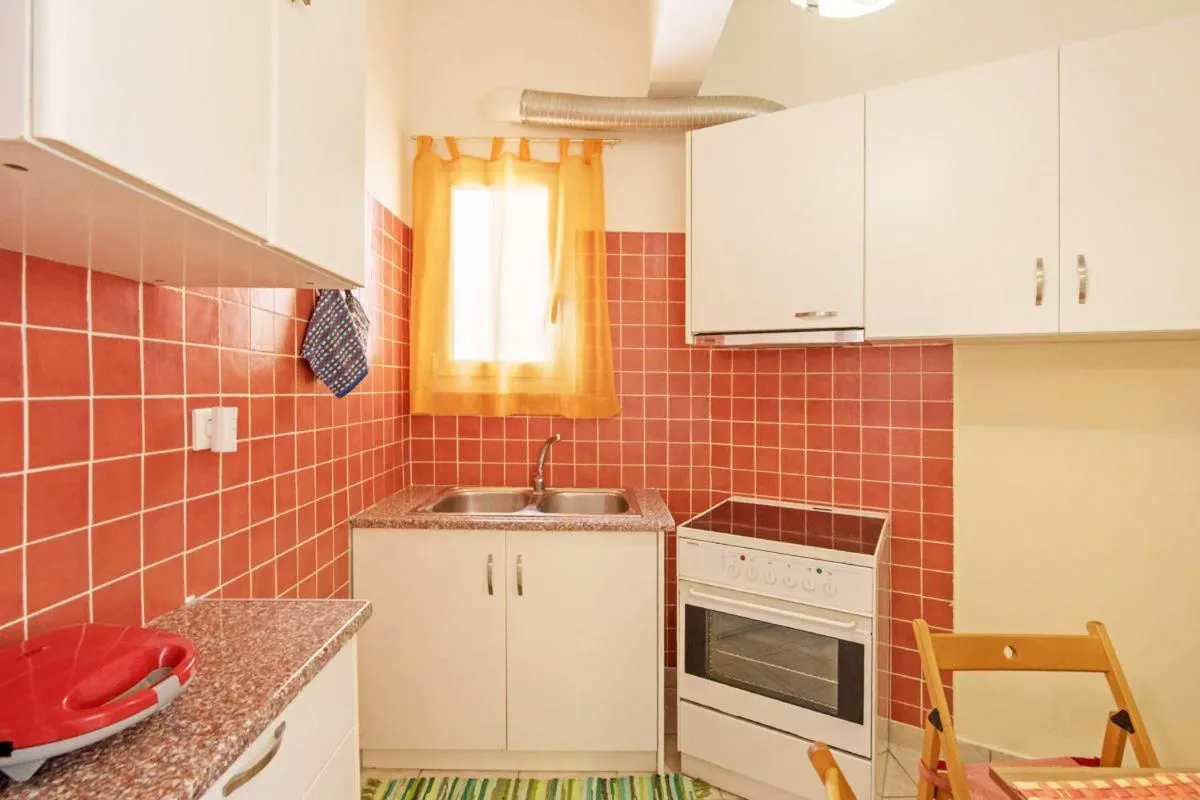 Image 3 of Quiet Central apt in picturesque Pagrati