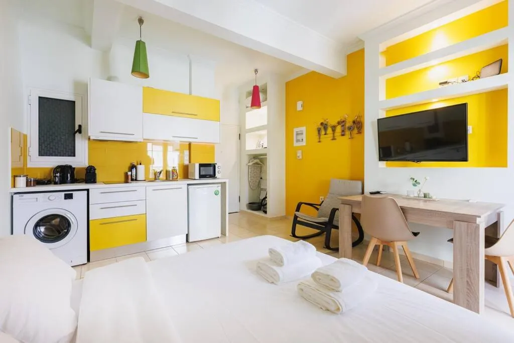 Image of Relaxing studio in Athens city center