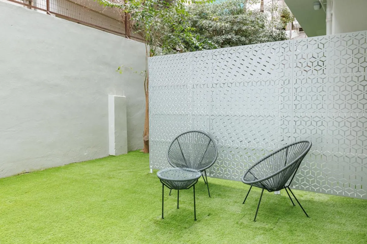 Image 1 of Snug studio apartment with pvt garden access I