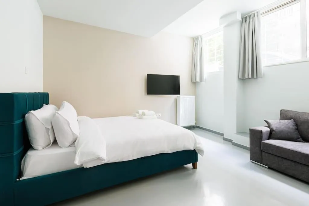 Image 4 of Snug studio apartment with shared garden II