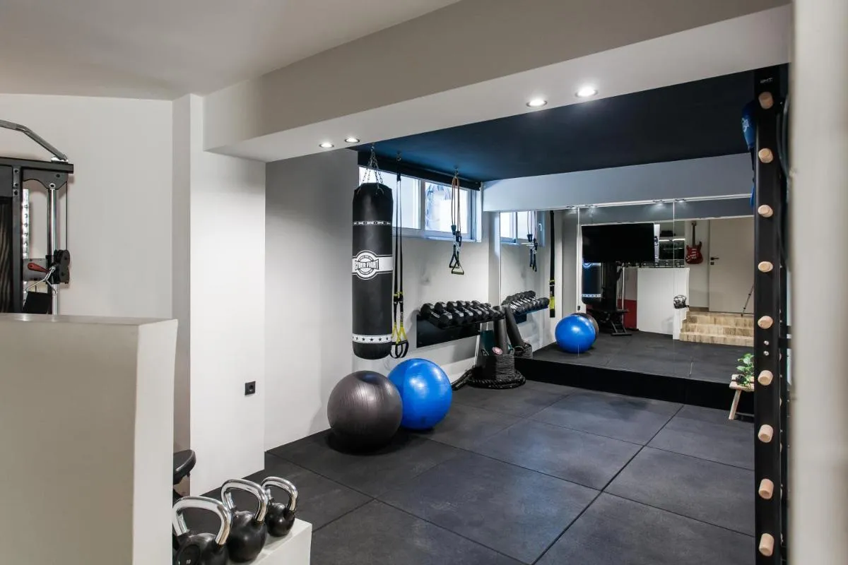 Image 5 of Sol Residence – Private Pool Gym Glyfada