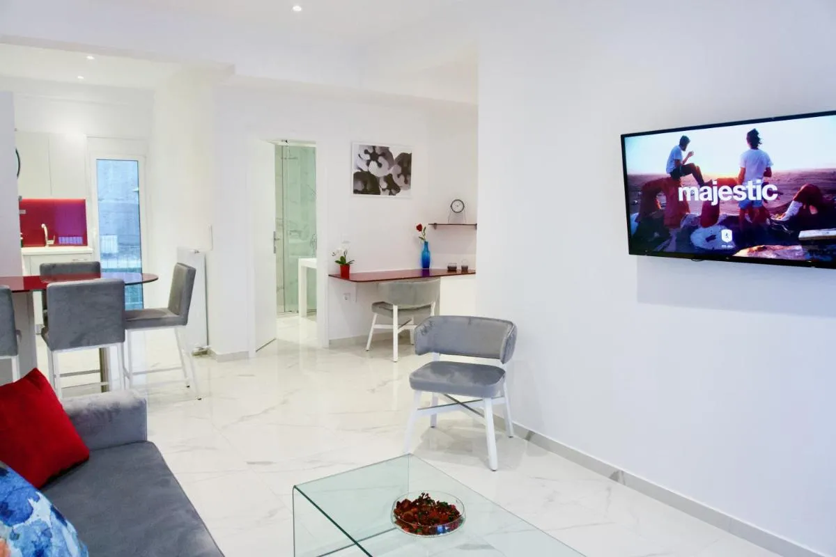 Image 2 of Sophisticated Modern Apt in Athens center