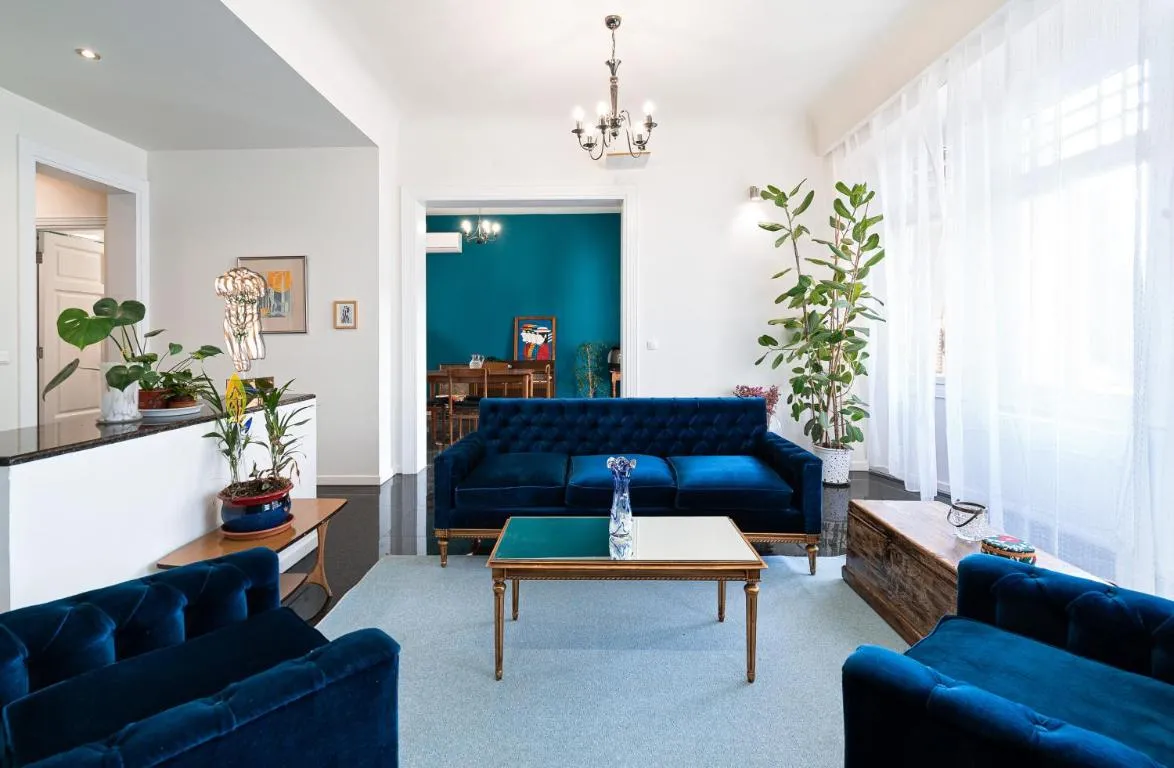 Image of Spacious & Artistic Retro 2BD Apt with SAUNA