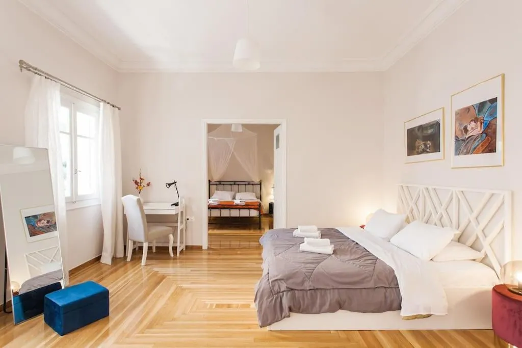 Image 5 of Splendid Full 5BDR/3bath/2kitchens Mansion in ATH