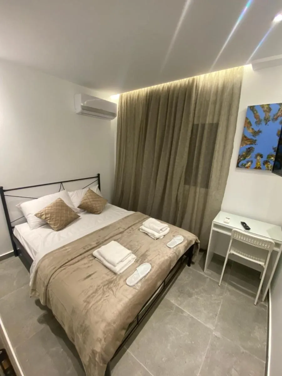 Image 6 of Studio MV in the center of Athens – Secured area