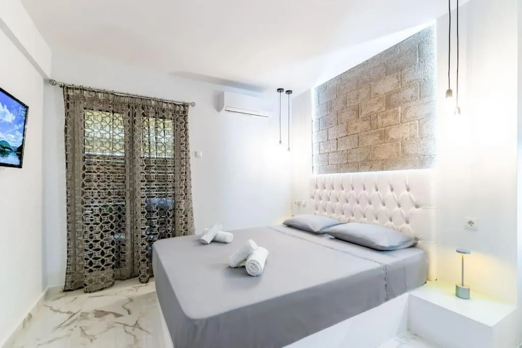 Image 2 of Studio in the heart of Athens