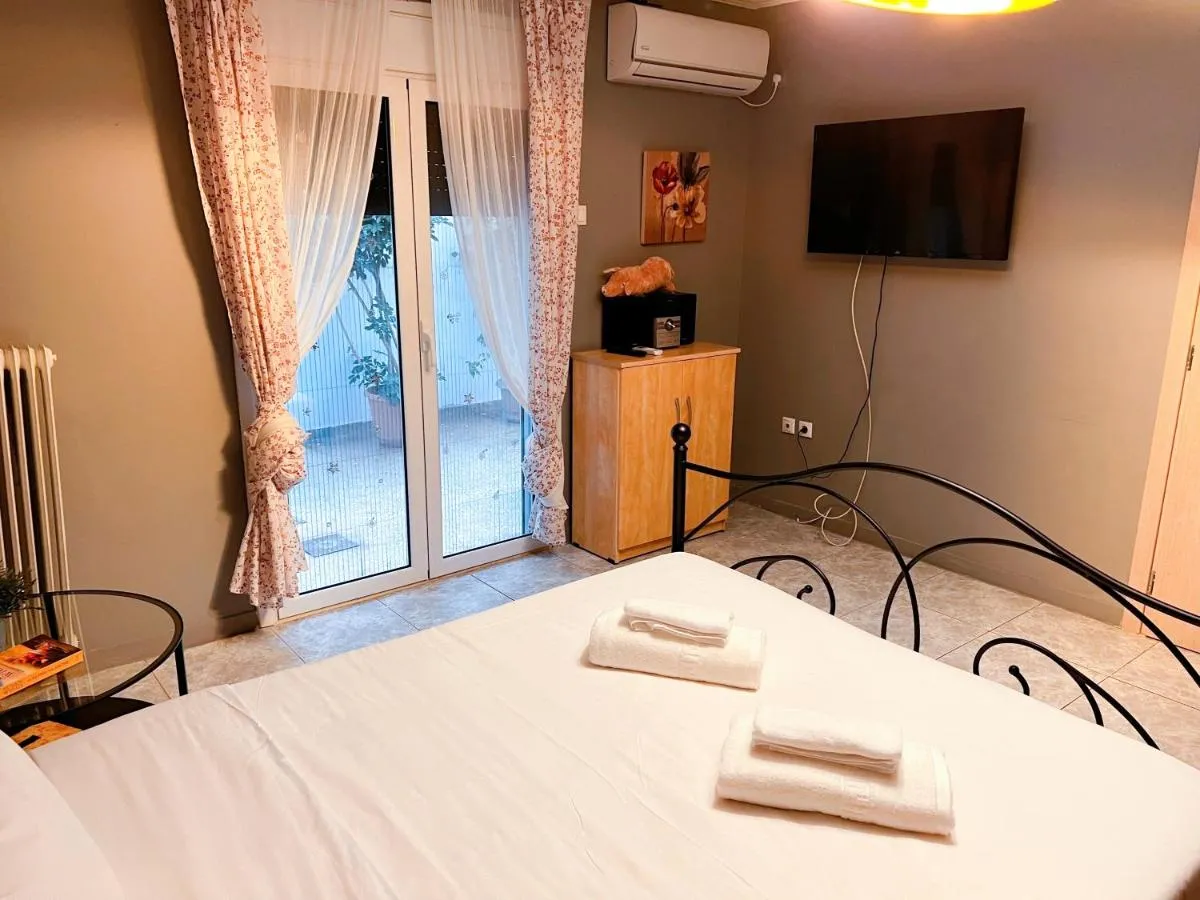 Image 1 of Studio near Acropolis
