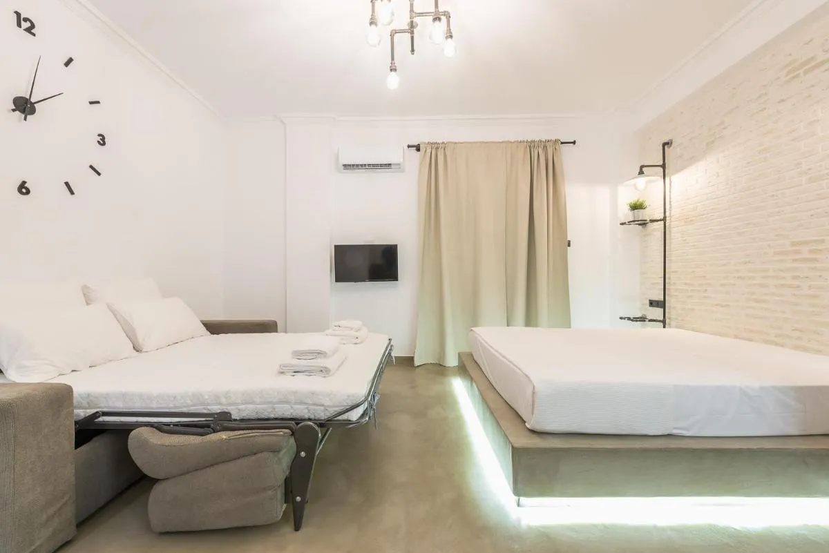 Image 4 of Stylish 1BR apartment in the heart of Koukaki
