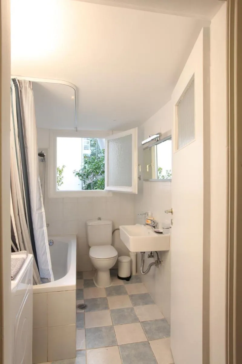 Image 3 of Stylish Flat at Edem Beach by Athenian Homes