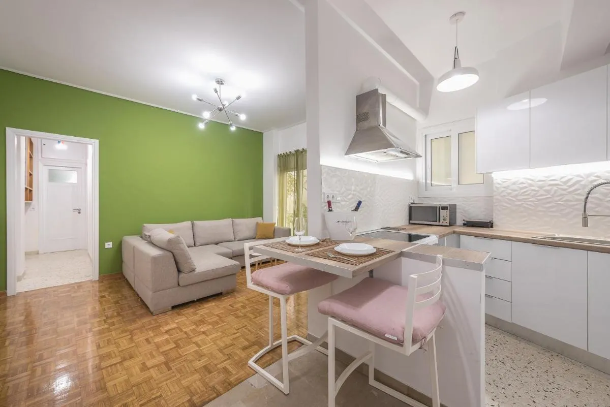 Image 1 of Stylish Luxury Apartment at Ampelokipi metro station
