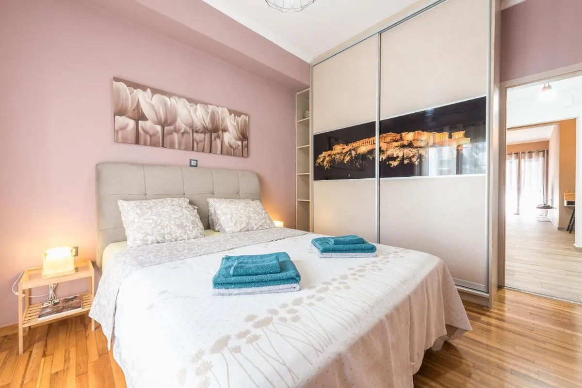 Image 4 of Stylish Luxury Apartment near Acropolis at Neos Kosmos metro station