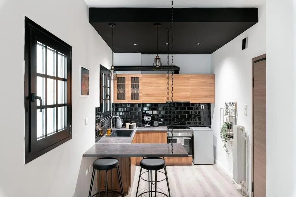 Image 2 of Stylish Urban Hideaway Near Athens Center & Metro