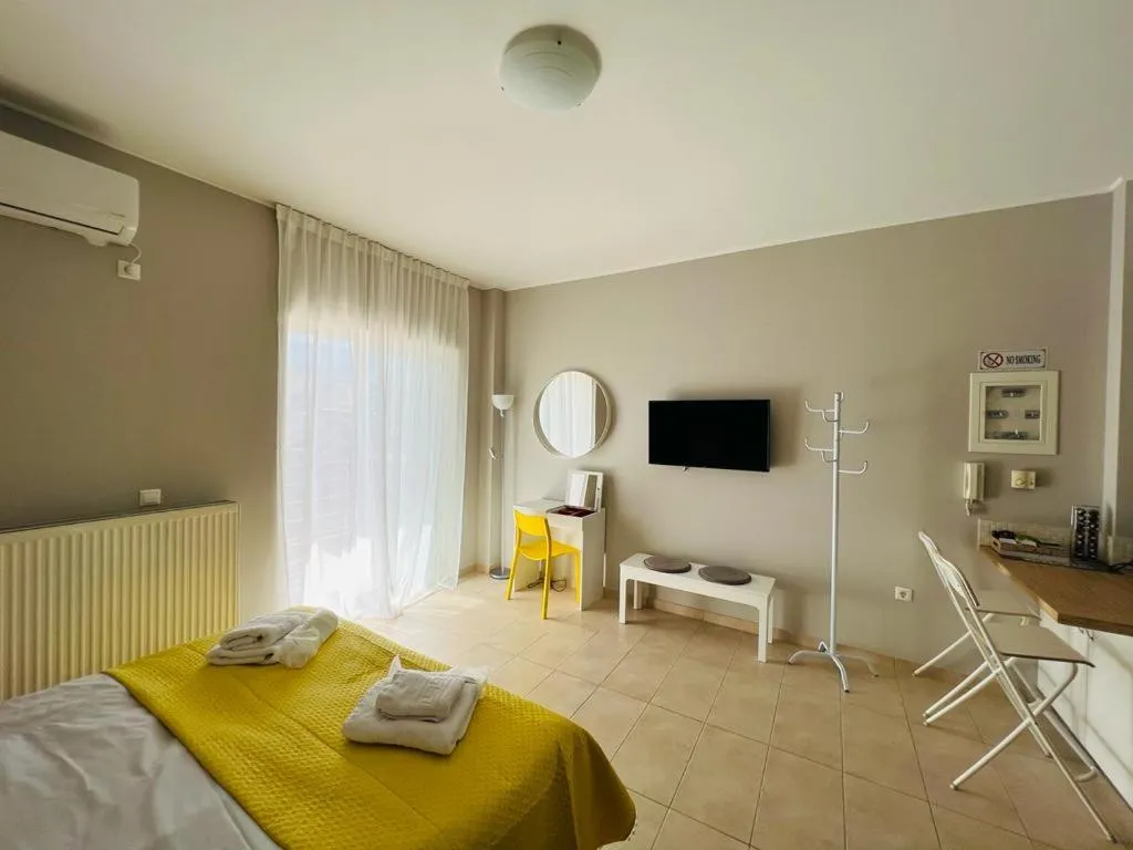 Image 1 of Sunlight studio