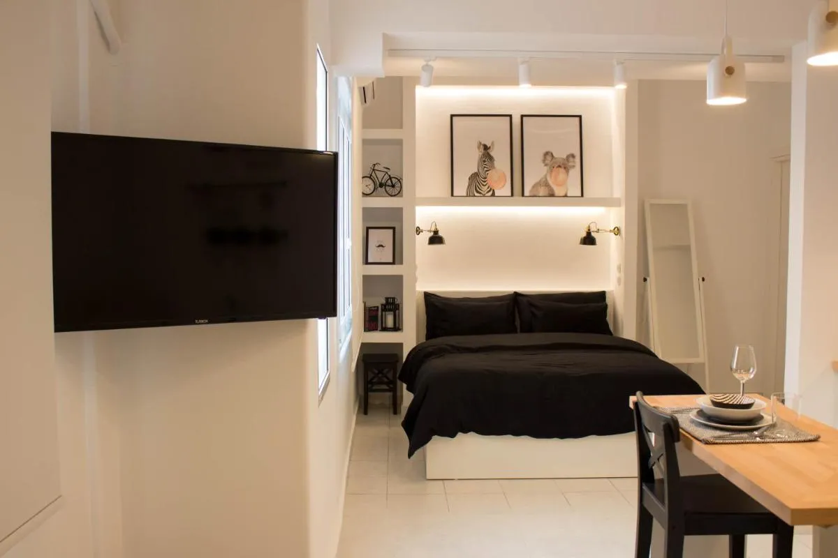 Image 4 of Super Stylish Apartments in Syntagma Square!