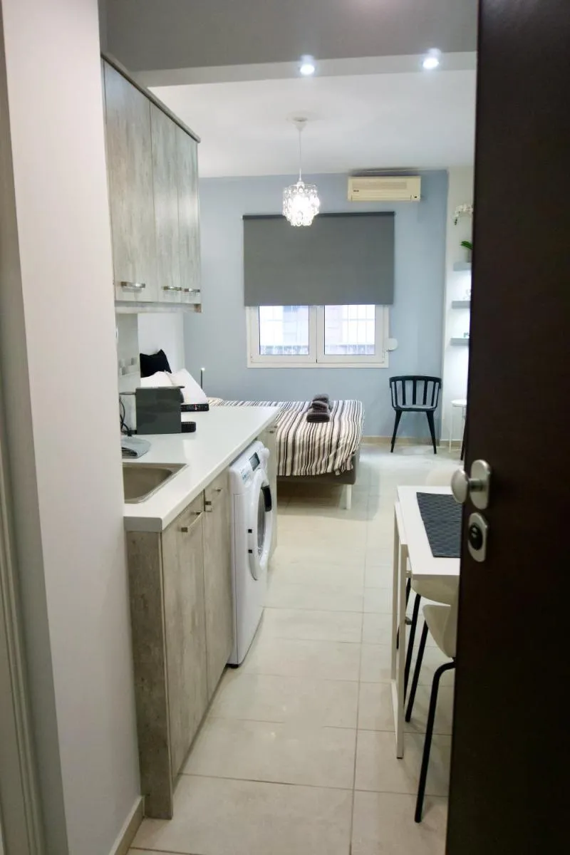 Image 4 of Syntagma-Monastiraki, Cute & Convenient Studio in Athens