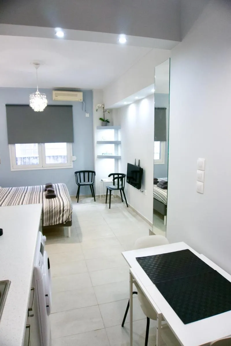 Image 5 of Syntagma-Monastiraki, Cute & Convenient Studio in Athens