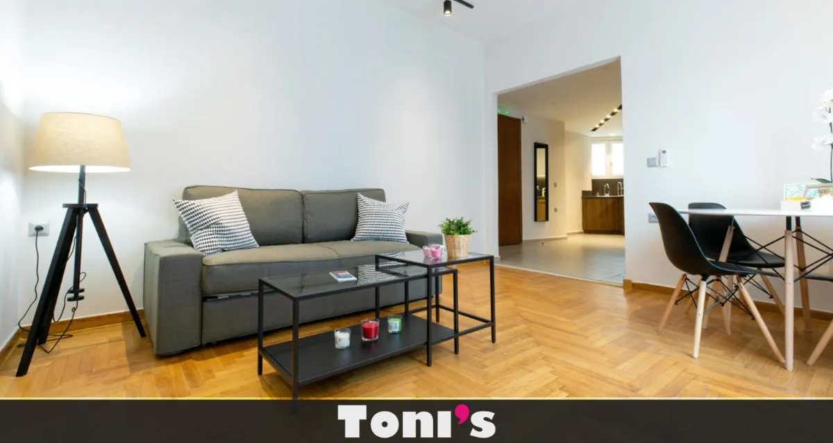 Image of TONI’S Gryffindor 1 BD Apartment, Harry Potter!