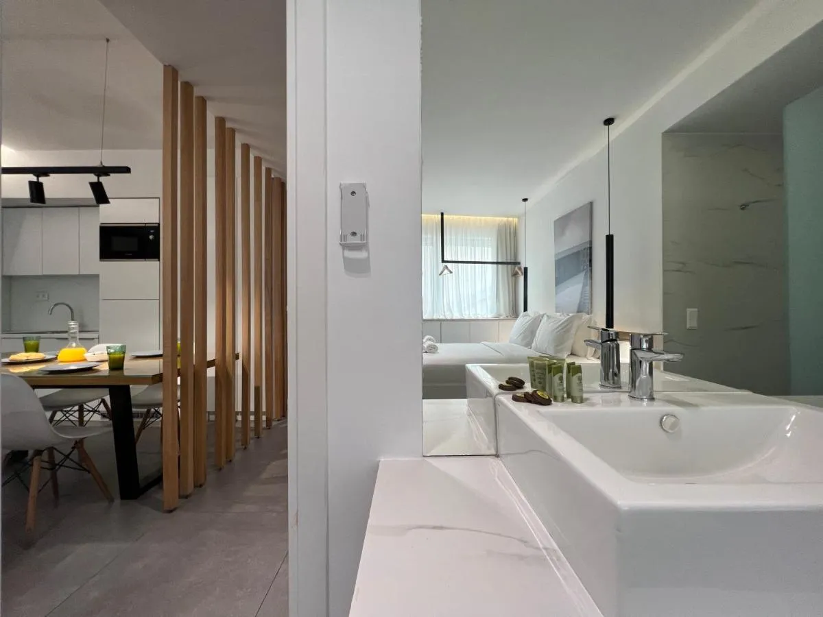 Image 1 of The Dazzling Glimpse Acropolis Suites