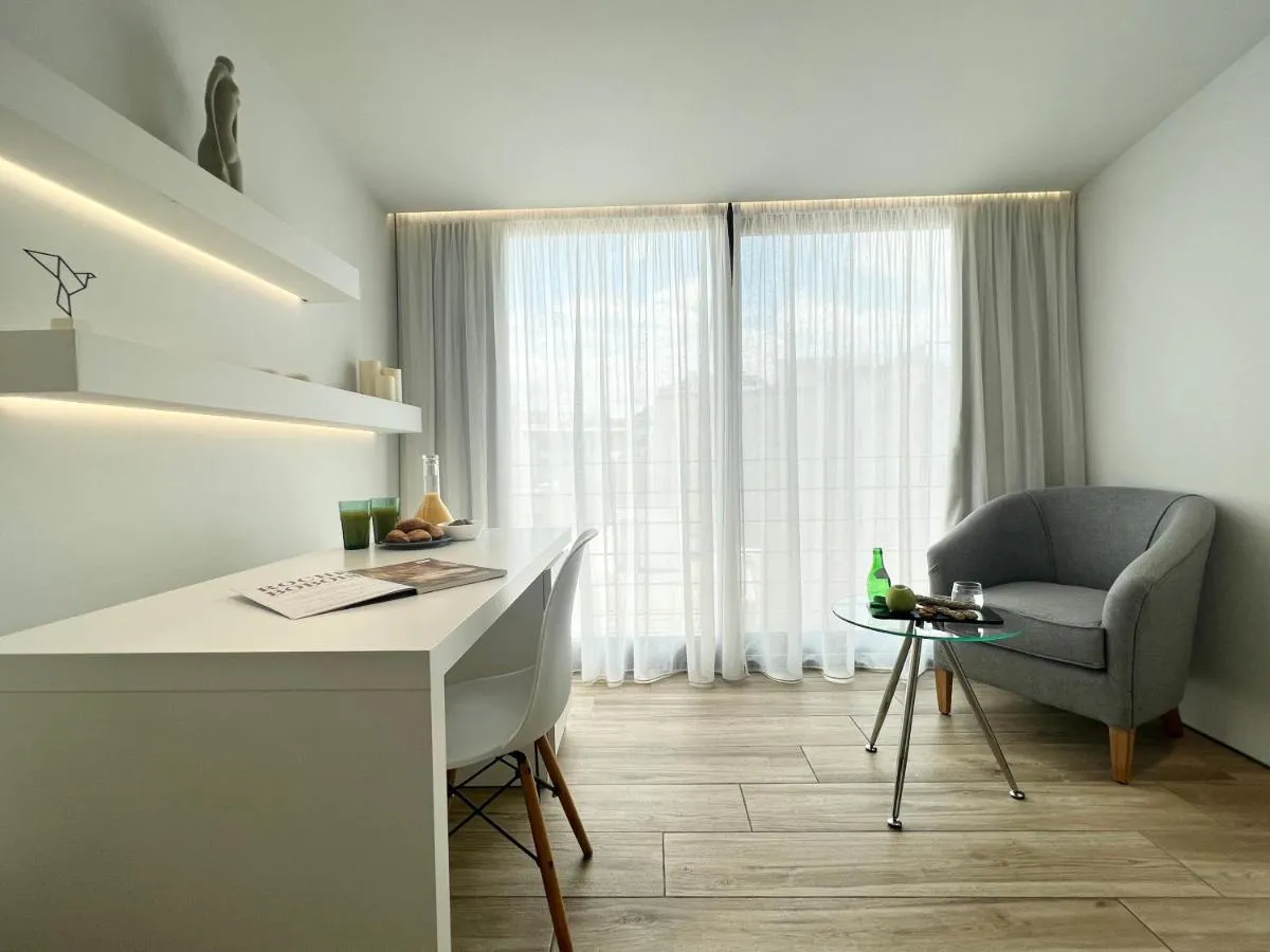 Image 4 of The Dazzling Glimpse Acropolis Suites