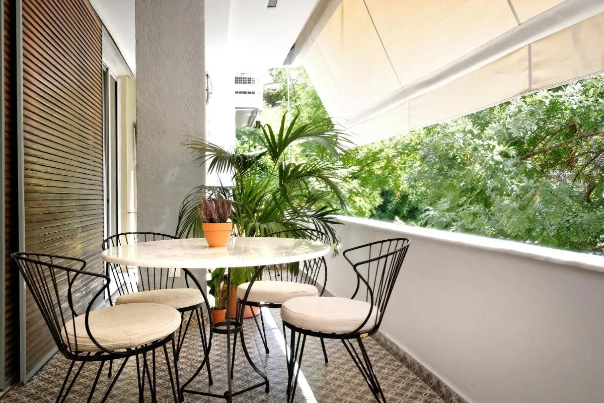 Image 3 of The Fancy Philosopher Apartment